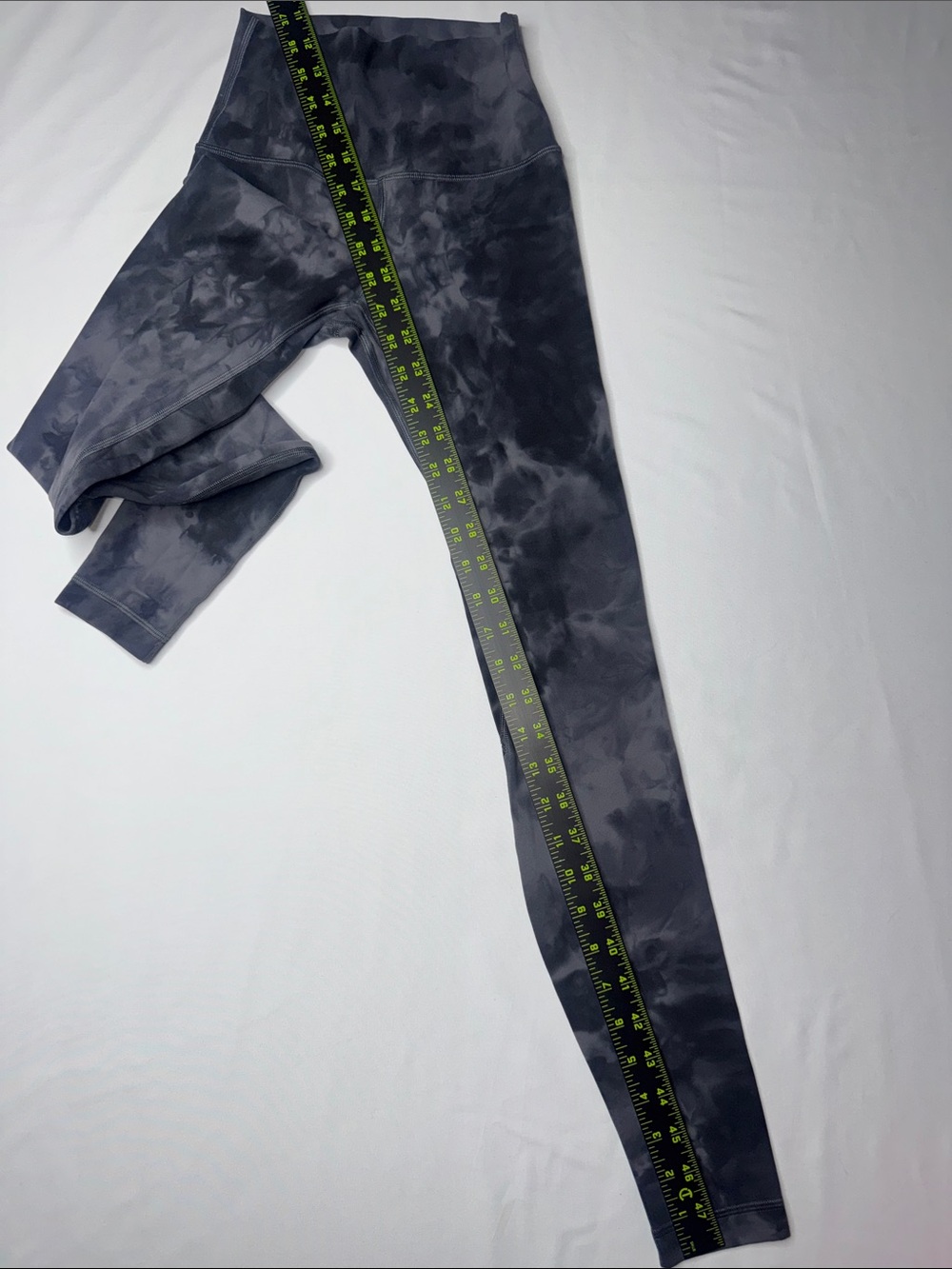 Lululemon Fast and Free High-Rise Tight Size 2 Gray Tie Dye Full Length 28" - Picture 4 of 8